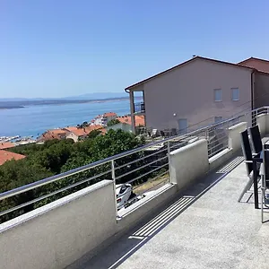 apartman-brankica.primorje-gorskikotar.com/